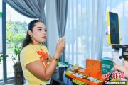 沧州泰国主播品三亚榴莲：“尝到了家乡味”