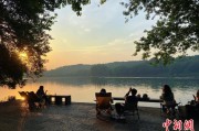 沧州“移动卧室”重塑旅行方式 “Z世代”爱上车轮上的家
